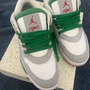 Jordan 4 RM in White and Pine Green